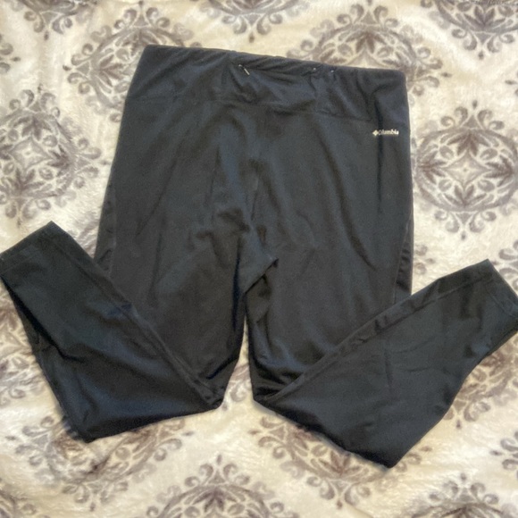 EUC Columbia Women’s Omni-Heat Infinity Tight - Picture 2 of 7